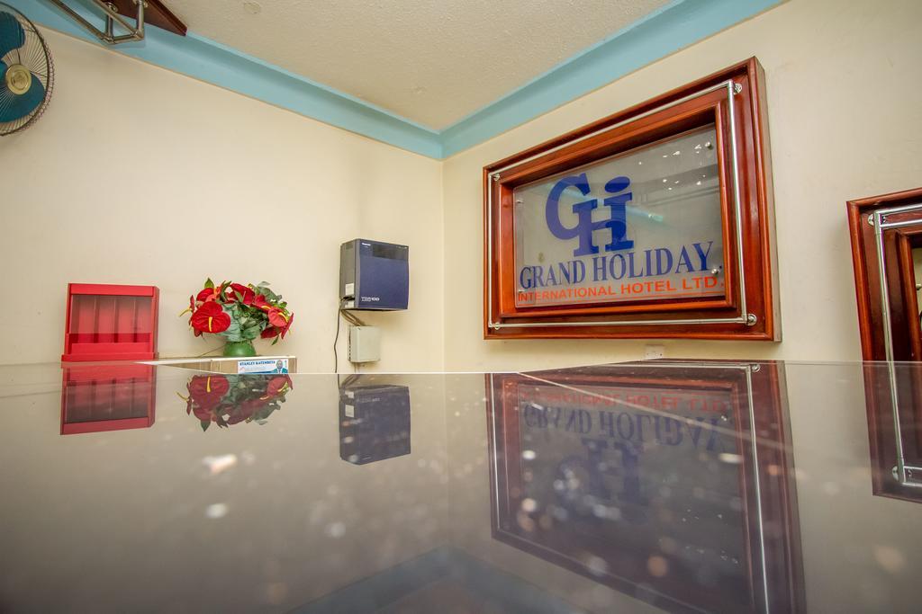 Grand Holiday International Hotel Mbarara Экстерьер фото